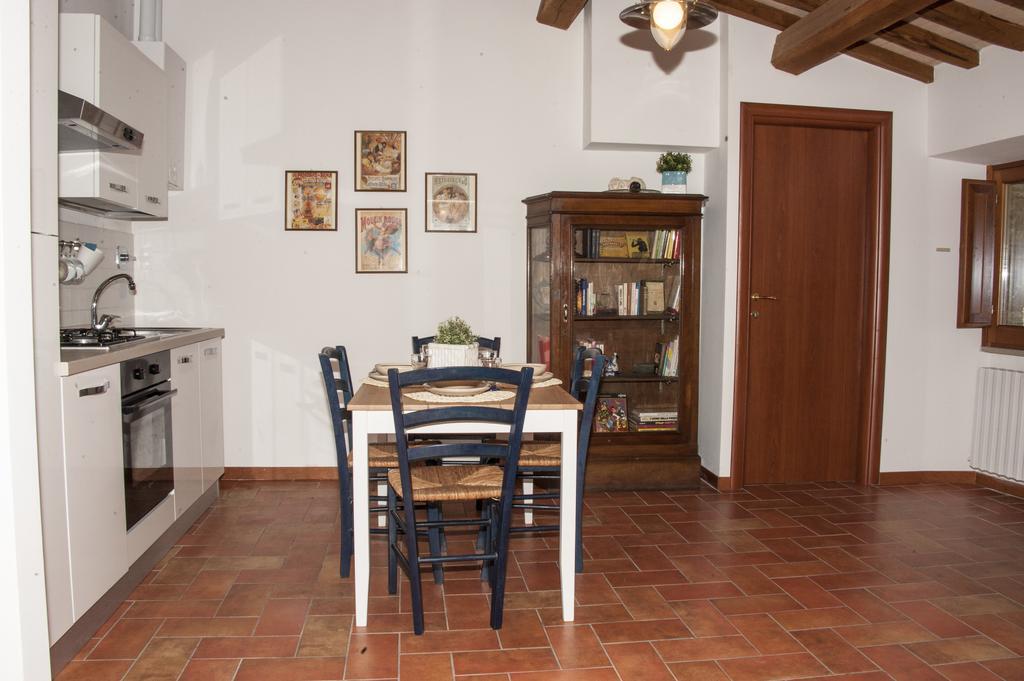 Appartement Residenza I Due Mondi à Spolète Extérieur photo