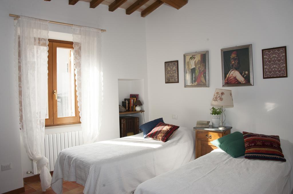 Appartement Residenza I Due Mondi à Spolète Extérieur photo