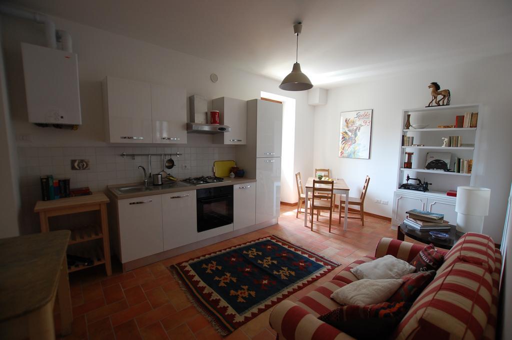 Appartement Residenza I Due Mondi à Spolète Extérieur photo