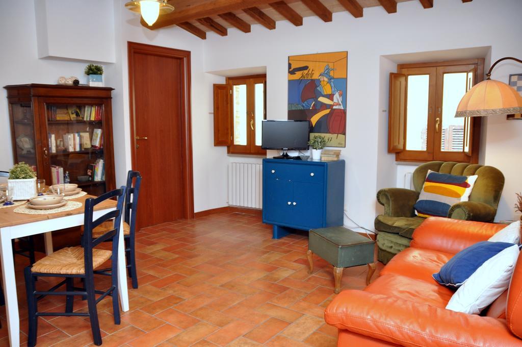 Appartement Residenza I Due Mondi à Spolète Extérieur photo